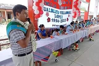 Sesión de honor por el aniversario XXVIII de la Unidad Educativa