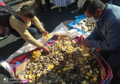 Esta mañana, comerciantes de la población yungueña de Chulumani llegaron a la concentración…