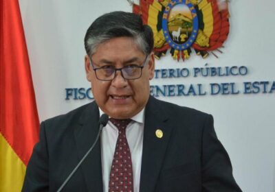 #Ultimo El Fiscal General, Juan Lanchipa, confirmó la convocatoria de @LuisFerCamachoV y otros para…