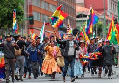 Sectores sociales se movilizarán el 12 de octubre en defensa de la Whipala y Arc