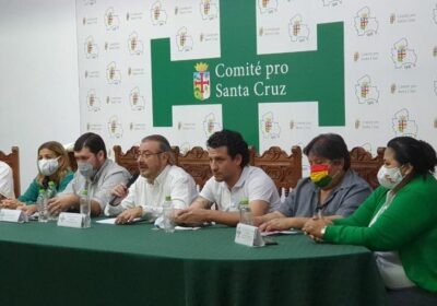 Inicia «Cumbre por la democracia y libertad» en Santa Cruz