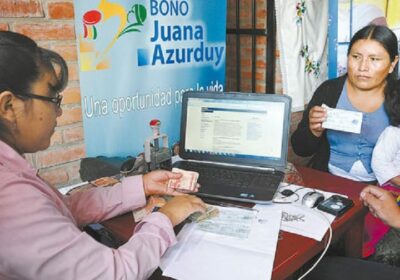 Arce anuncia tarjetas de débito para el cobro del Bono Juana Azurdy