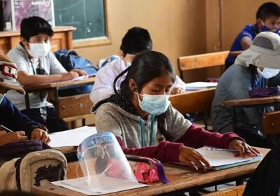 Educación proyecta retorno a clases presenciales en 2022 gracias a la vacunación