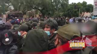 Policía interviene bloqueo que pretendía hacer cumplir paro cívico en Cochabamba