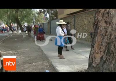 Vecinos tapiaron las puertas de la subalcaldía Itocta| Cochabamba| Notivisión