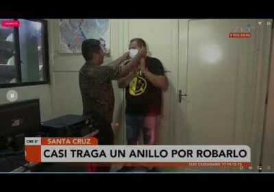 Chileno casi se traga un anillo de oro al intentar robarlo en una joyería