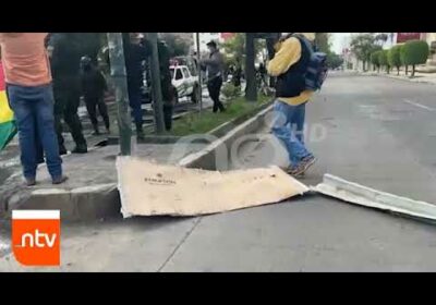 Policía levanta el punto de bloqueo de la avenida América| Cochabamba| Notivisión