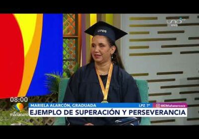 Mujer no evidente se graduó de abogada