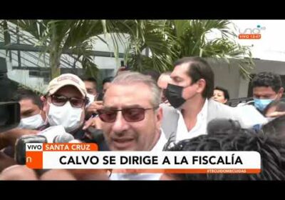 Rómulo Calvo se presenta a la fiscalía para declarar por delitos que se le acusa