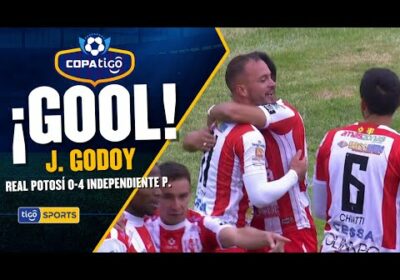 ¡Gol de Independiente! Godoy con un tremendo cabezazo tras un centro de Valda marca el cuarto.