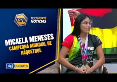 #TigoSportsNoticias🚨 Micaela Meneses se consagró campeona mundial en el Junior de Raquetbol.