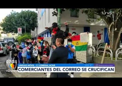 Comerciantes del Correo se crucifican y piden hablar con el alcalde | El Mañanero | Cochabamba