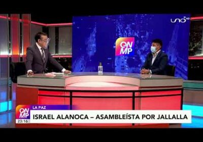 #Bolivia | Sorprendieron al gobernador Santos Quispe, con bebidas alcohólicas en su despacho