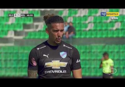 ¡Gol de Bolívar! Da Costa ejecutó satisfactoriamente desde los 12 pasos para ampliar la ventaja.