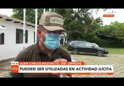 Conductores pierden placas de autos en lluvia torrencial, la policía pide realizar las denuncias