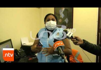 Funcionaria asegura que le colocaron la cerveza en la mano |Notivisión |Cochabamba