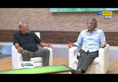 Cruces de palabras entre el profe Clausen y el profe Aragonés. ¿Quién crees que tenga la razón?