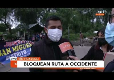 Piden anulación de «impuestazo» al derecho propietario y bloquean carretera al Occidente