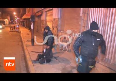 Guardias de seguridad en bicicleta persiguen y atrapan a un ladrón