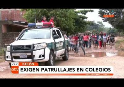 Padres marchan  por in seguridad  en Pailón