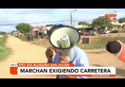 Bloqueo continua mientras interculturales y Gobernación se reúnen para buscar una solución