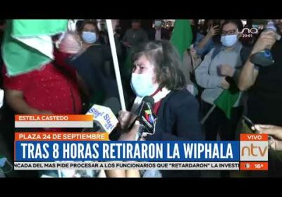 Después de 8 horas retiraron la wiphala de la plaza 24 de septiembre