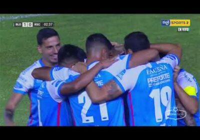 ¡Gol de Blooming! Rafinha aprovecha un mal despeje de la defensa de Real Santa Cruz