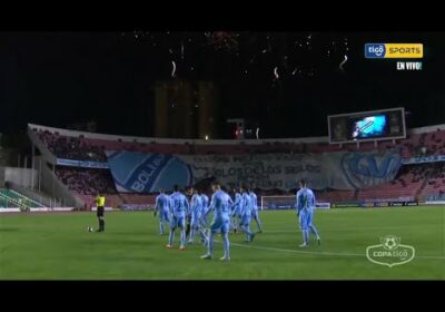 Así ingresaron los jugadores de Bolívar y Wilstermann en este encuentro.