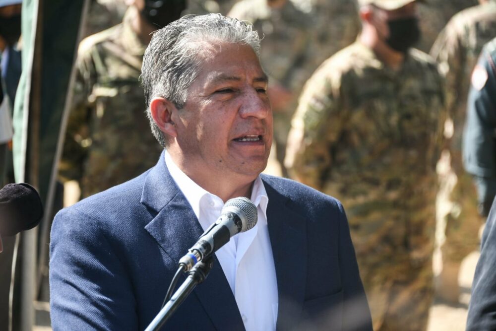 Ministerio de Defensa intensifica trabajo para la entrega del sistema de radares