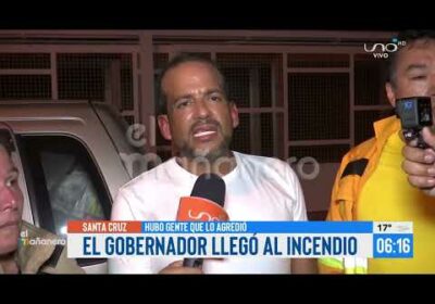 Comerciantes agredieron al Gobernador, cuando llegó a evaluar el incendio del mercado Mutualista.