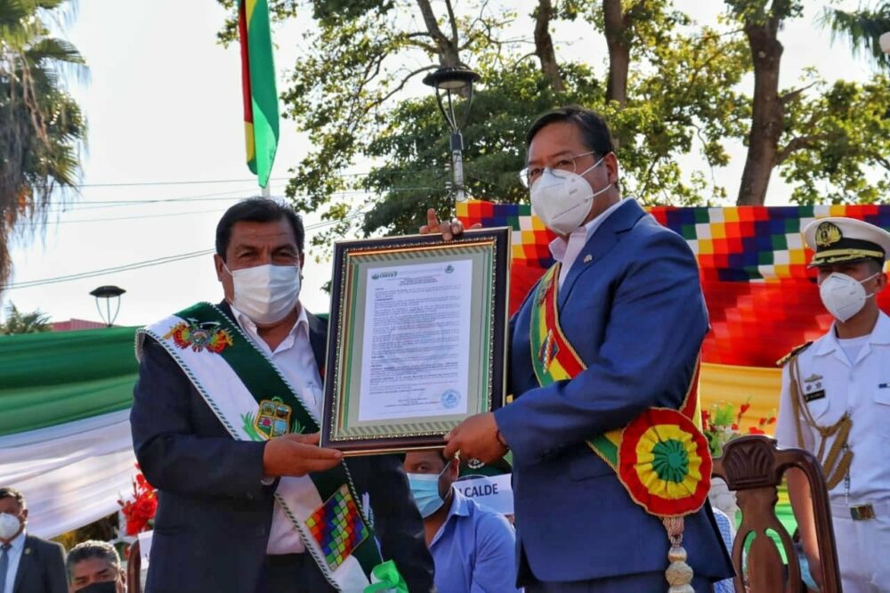 Bermejo celebra su centenario con conexión al sistema eléctrico nacional y la perforación de un pozo hidrocarburífero