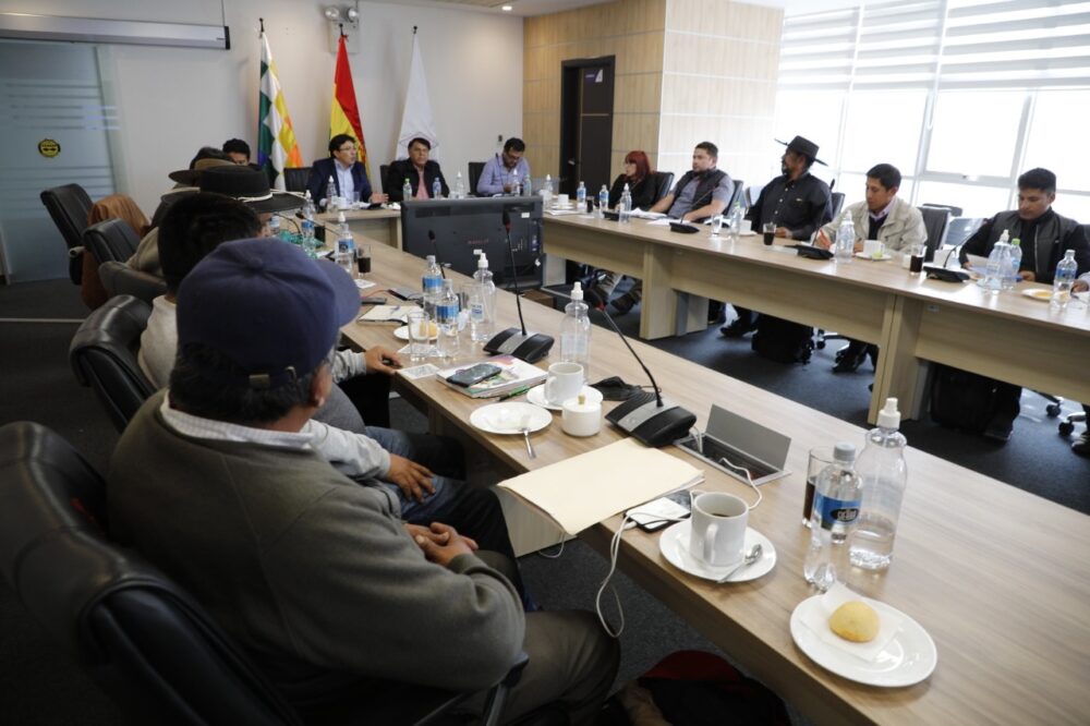 Organizaciones sociales y asambleístas de Tarija respaldan actualización del factor de distribución y rechazan acciones del Comité Cívico y Gobernación