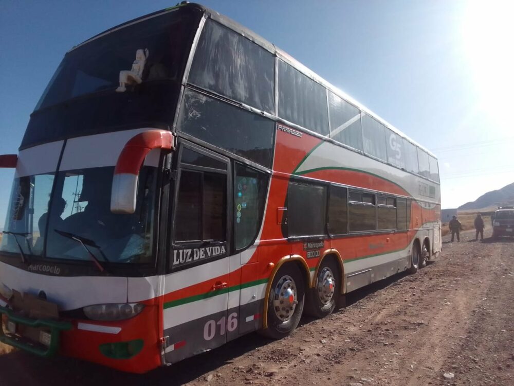 Militares hallan contrabando en 20 flotas y cinco minibuses, incautan ocho motorizados