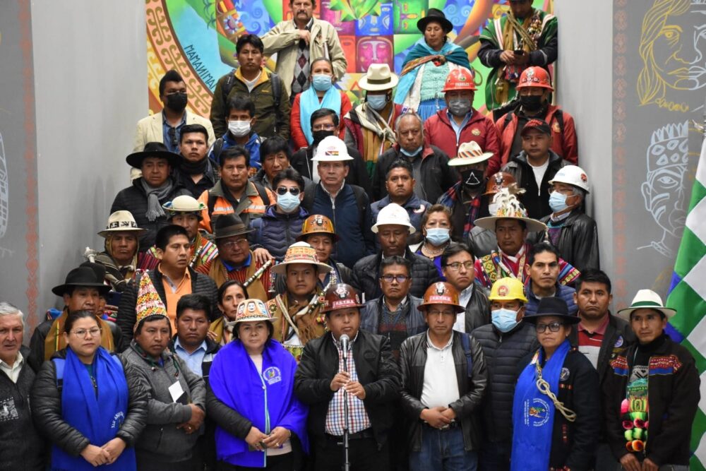 Organizaciones sociales prevén reunir a un millón de personas en la marcha de apoyo al Gobierno