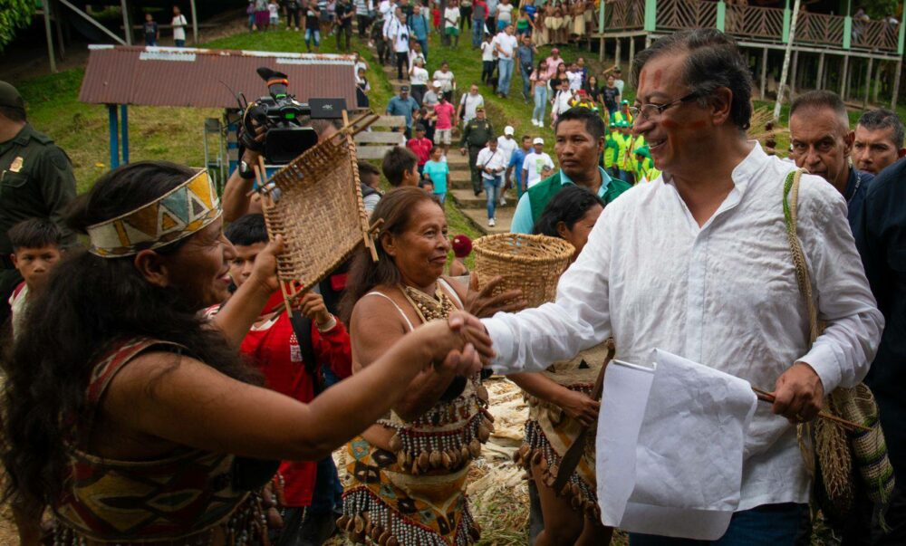 Presidente boliviano condena atentado contra comitiva de avanzada de Gustavo Petro