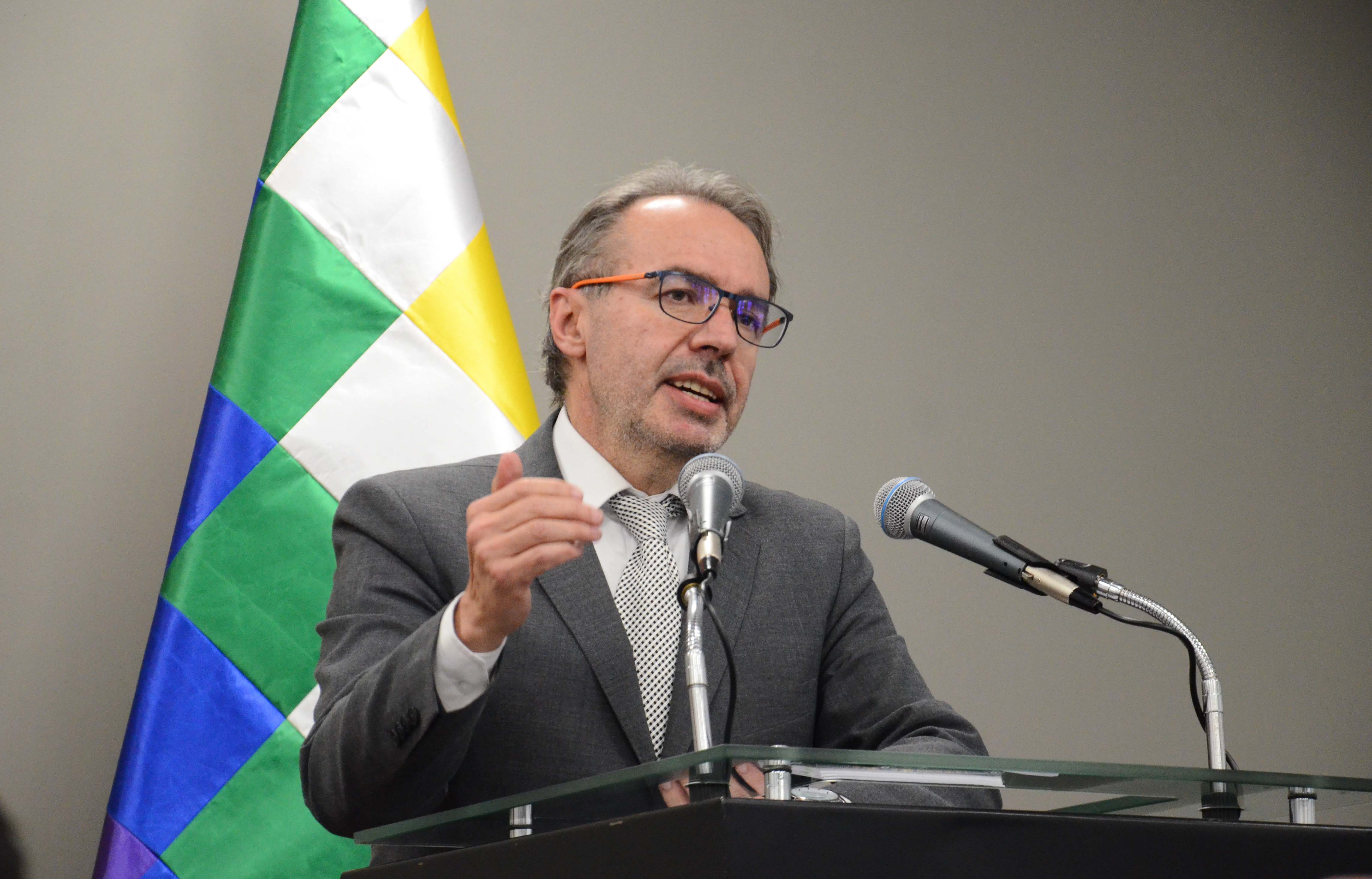 Richter: A los medios de comunicación no se les impone ningún tipo de censura