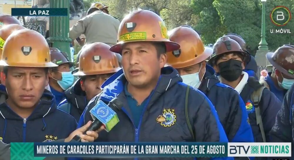 Mineros de la Cooperativa Porvenir se suman a la “gran marcha nacional” en respaldo al Gobierno