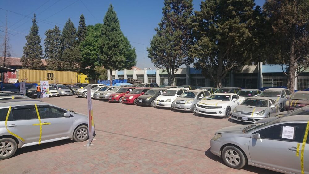 Incautan 46 vehículos indocumentados valuados en Bs 5 millones en Cochabamba
