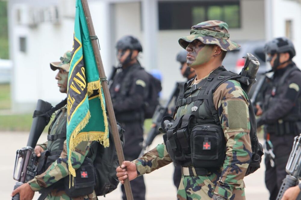 Se graduaron 75 policía en cursos de entrenamiento antidroga de nivel internacional