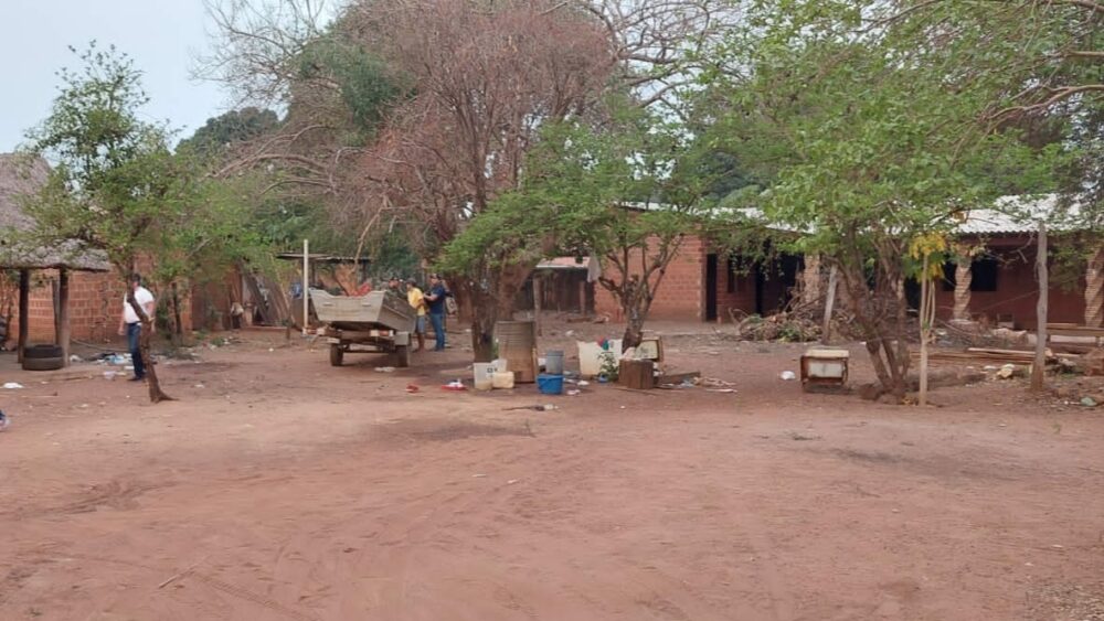 Policía arresta a tres personas en San Matías y ejecuta órdenes de allanamientos