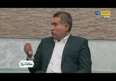 Ernesto Moreno: “Zago nunca amenazó con irse de Bolívar”.