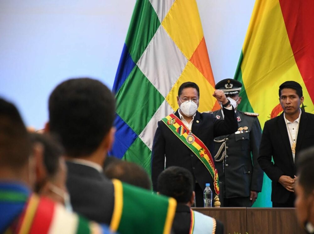 Presidente destaca inversión de más de $us 1.154 millones en obras viales y el tren metropolitano en Cochabamba