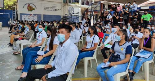 Beni: estudiantes retornaron a clases presenciales tras disminuir la contaminación por la humareda