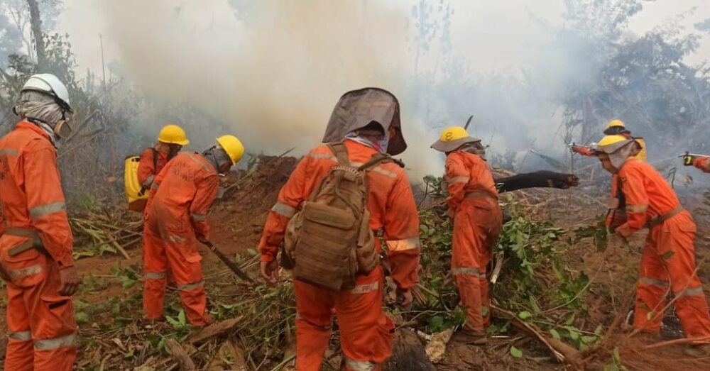 Defensa Civil asegura que se hacen patrullajes para identificar a los responsables de los incendios forestales