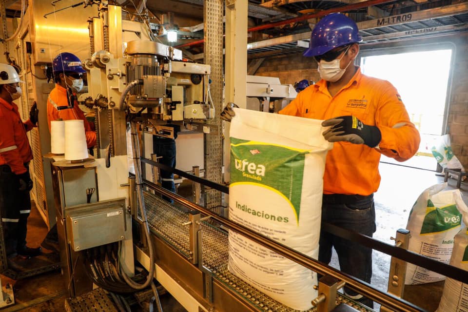 Planta de Urea generó $us 243 millones por la venta del fertilizante