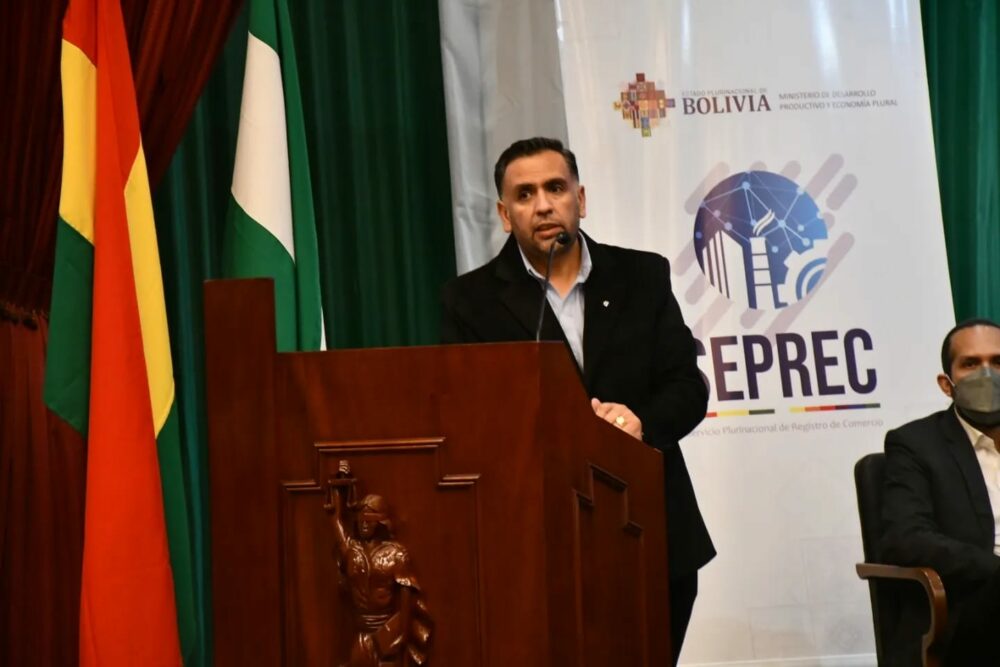 Seprec socializa las atribuciones de la nueva administración del registro de comercio en Bolivia