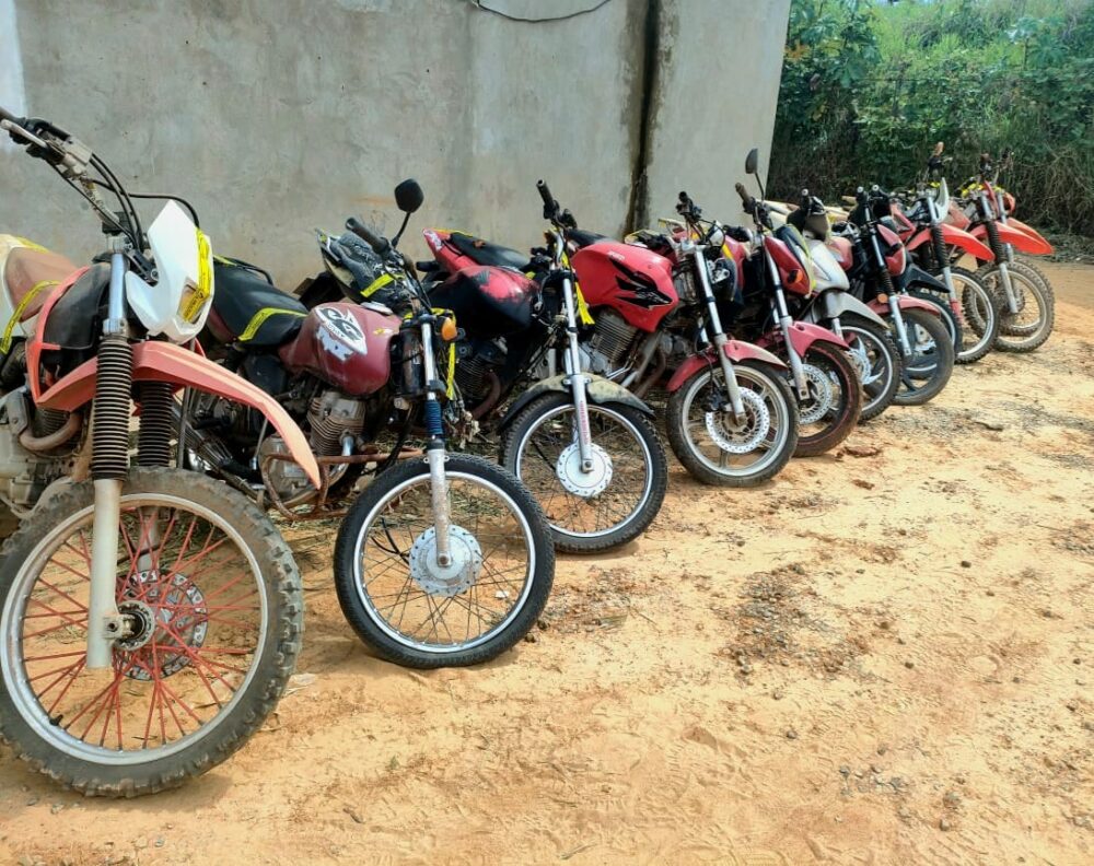 En Cobija, la Aduana comisa 39 motocicletas ilegales procedentes de Brasil y Perú