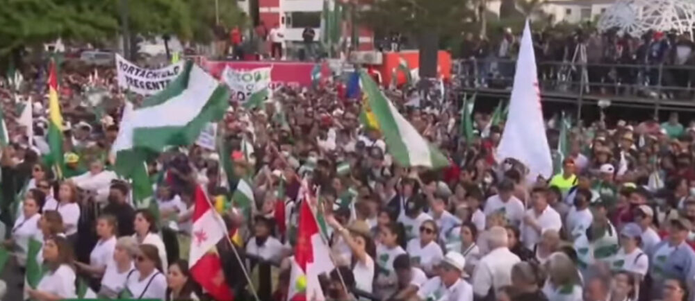 Ministro de Gobierno asegura que transportistas y gremiales superan “abismalmente” las 200.000 personas del cabildo cruceño