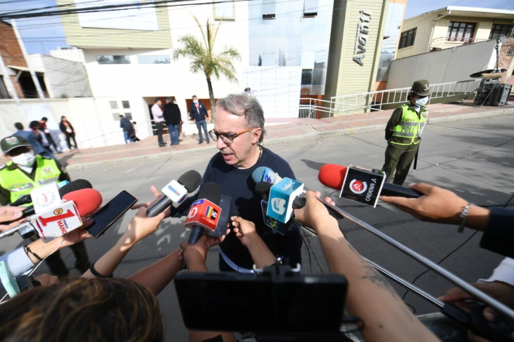 Richter: Quienes tienen el interés de encontrar una solución se reúnen para dialogar