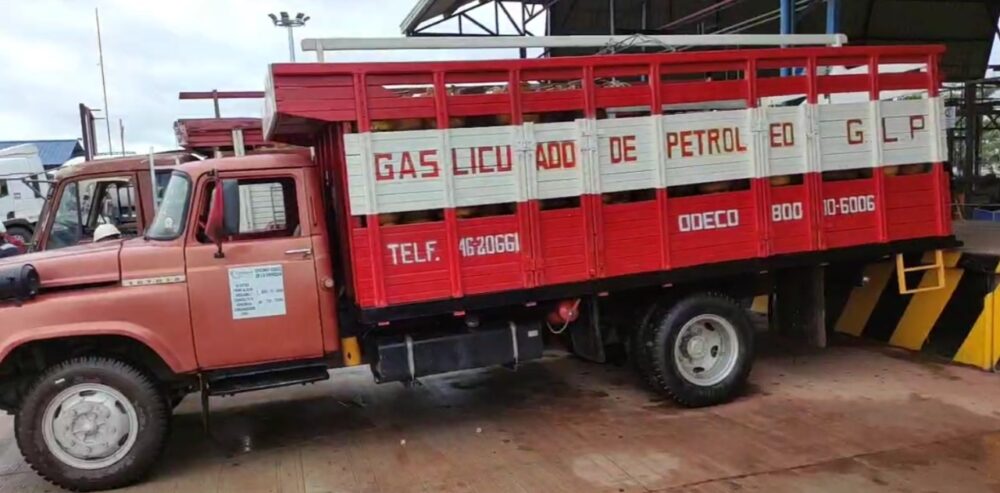 YPFB garantiza normal abastecimiento de combustibles en Santa Cruz y Beni en días de paro